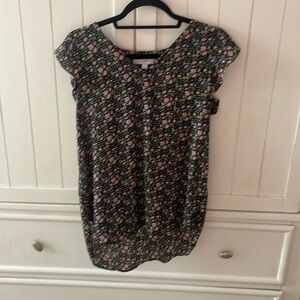 EUC LOFT floral print cap sleeve top, Small